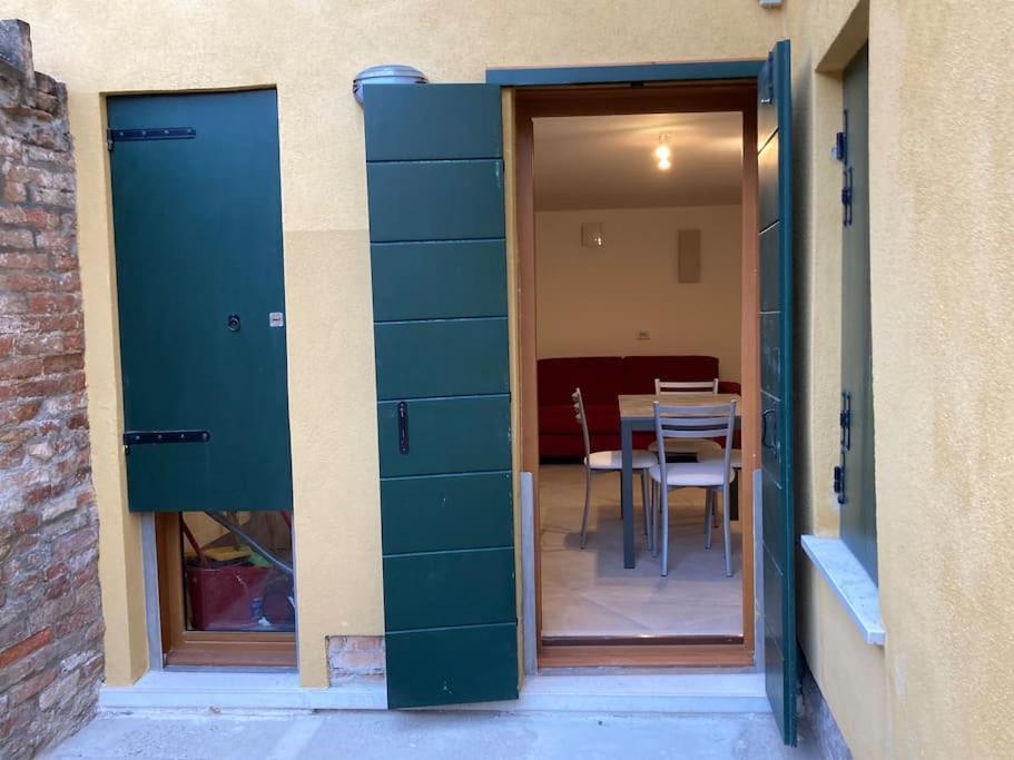 Appartamento Tre Archi Con Corte Privata Venedig Exterior foto