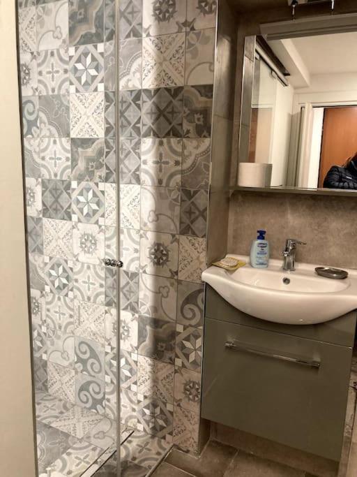 Appartamento Tre Archi Con Corte Privata Venedig Exterior foto