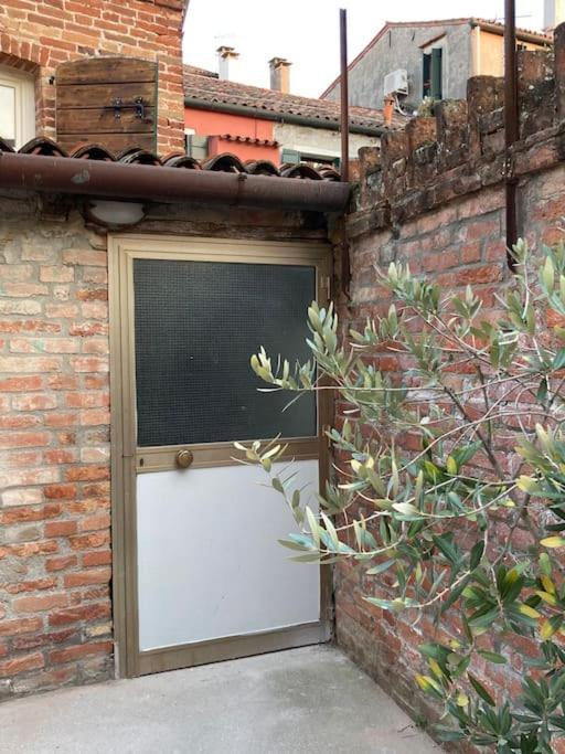 Appartamento Tre Archi Con Corte Privata Venedig Exterior foto
